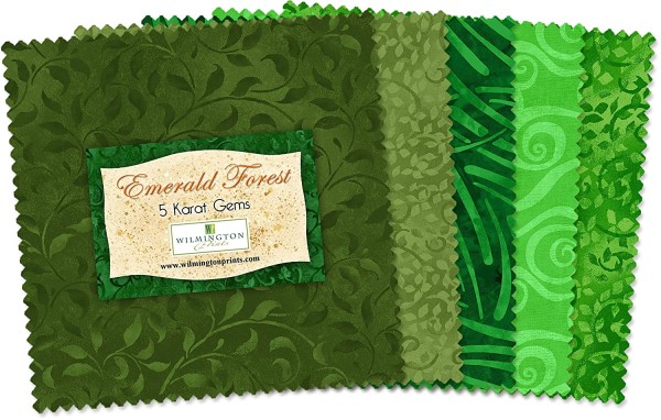 Emerald Forest Essentials Grün 5 Inch Quadrate Precuts